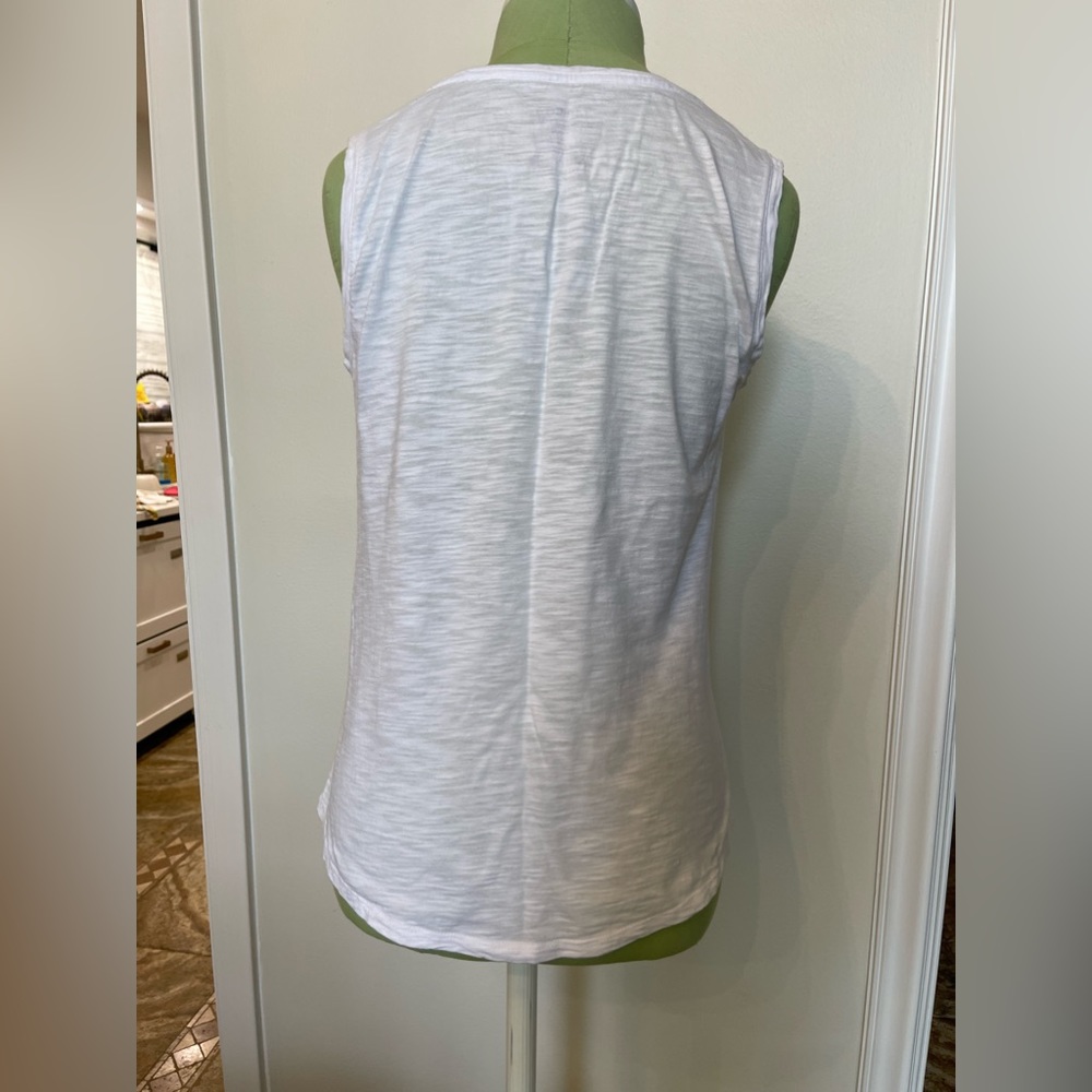 White Tank - Picture 2 of 3